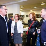 Fotogalerija soočenja županskih kandidatov v MOK (VIDEO) 47 391026 Radio Capris Foto Jaka Ivancic scaled