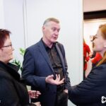 FOTOGALERIJA SOOČENJA ŽUPANSKIH KANDIDATOV V Izoli 27 391498 Radio Capris Foto Jaka Ivancic scaled