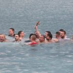 Makedonski verniki skočili v morje po križ 6 20fpa pravoslavni kriz03t scaled