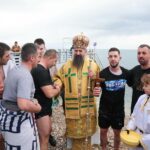 Makedonski verniki skočili v morje po križ 2 20fpa pravoslavni kriz06t scaled