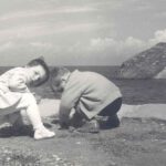 Ob predstavitvi monografije italijanske ladje Rex 2 DusanJasna Podgornik foto Joze Podgornik 1959