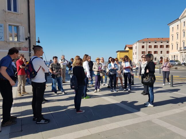 Vodenje po Piranu foto TZP scaled