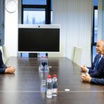 Vrtcem donirali 150.000 evrov 3 Delovno srecanje od leve dr. Boris Crnilec MVI Mario Henjak Gorenjska banka Jovan Purar MK Group