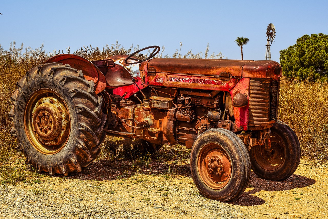 tractor 2271577 1280