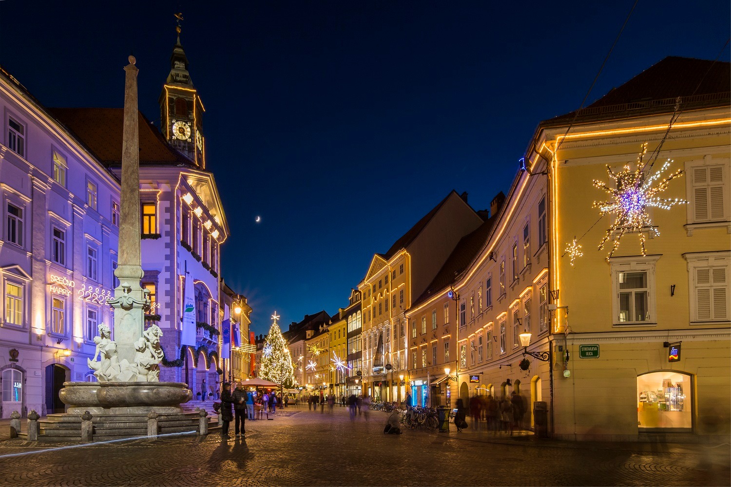 Turizem v sloveniji, okrašeno mestno jedro.