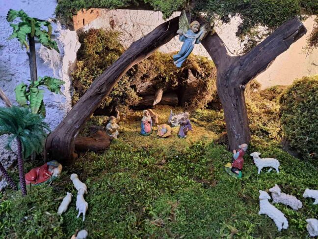 Jaslice v Dekanih na prostem.