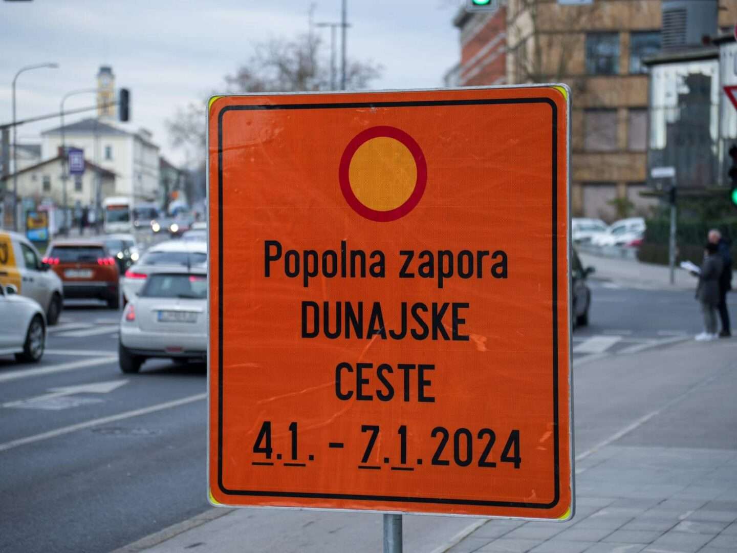 popolna zapora dunajske ceste