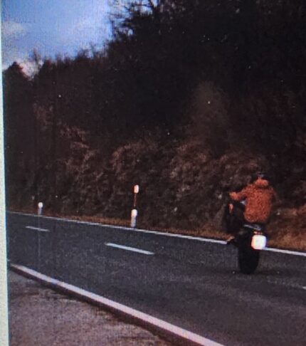 zapeljal, motorist, hitrost