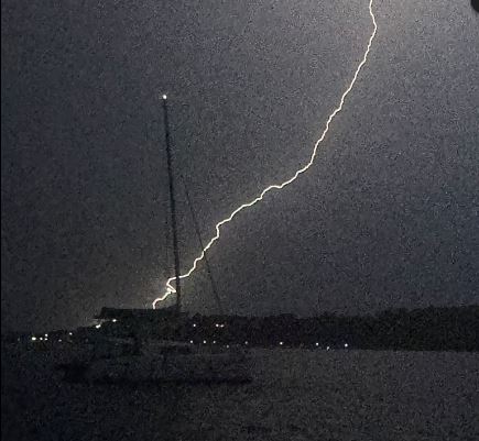 neurje zadar jadrnica slovenci veter