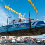 Zdaj bo mogoče tudi vstopiti v mogočni policijski čoln (FOTO) 9 1112