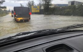 neurje poplave pod vodo slovenska istra istra