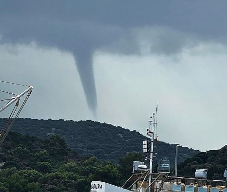 trombo neurje dalmacija hrvaška istra