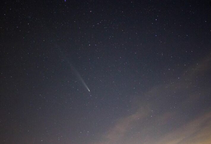 komet nad krasom astronomija