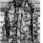 Janša bo zbiral denar za sodne stroške: na dražbi boste lahko kupili njegove vojaške uniforme (foto) 9 Janša