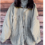 Janša bo zbiral denar za sodne stroške: na dražbi boste lahko kupili njegove vojaške uniforme (foto) 5 ZimskaBunda