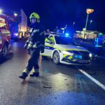 Na primorski avtocesti silovito počilo: v nesreči udeleženih več avtomobilov in tovornjak (fotogalerija) 4 vozilo