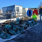 Iz morskih travnikov odstranili več kot eno tono smeti (FOTO) 5 Ciscenje Zavoda YouSea Izola2 1 Large