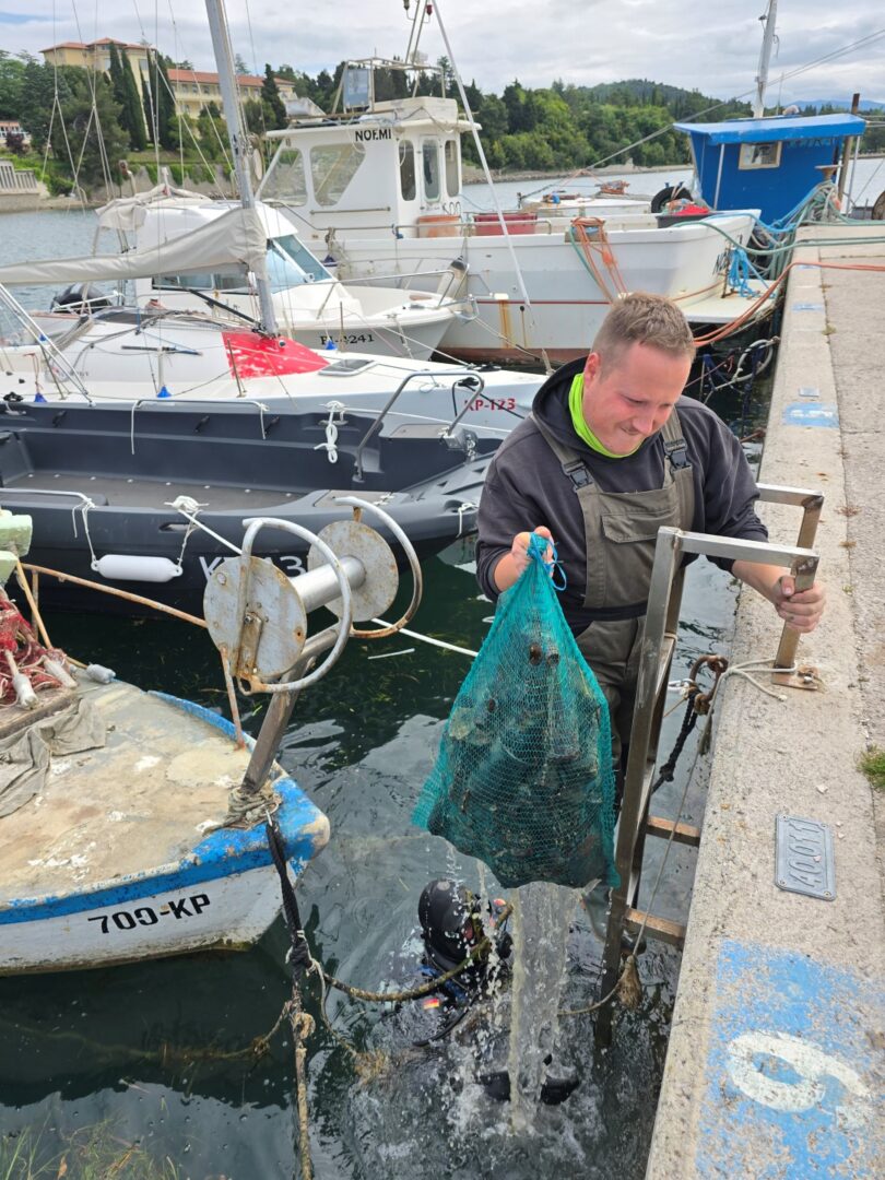 Cistilna akcija Zavoda YouSea Ankaran 4 Large 3