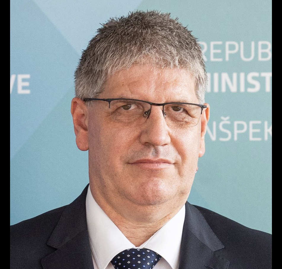minister poklukar
