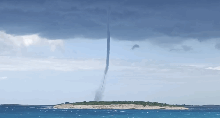tornado istra pijavica vodna tromba