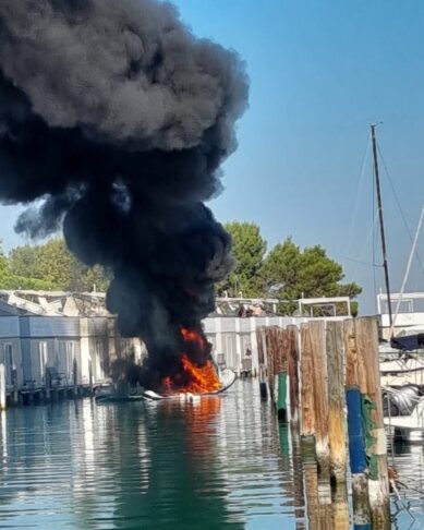 879C0E72 6C7F 40AE A96E A48485799828