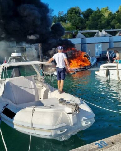 D80F1018 BDD7 438C BB45 E99D794870A9