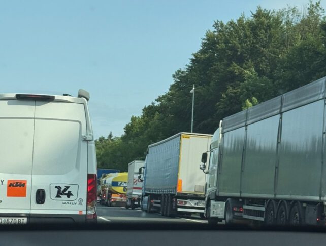 Pripravite se na nove zastoje na Primorski avtocesti 2 zastoj