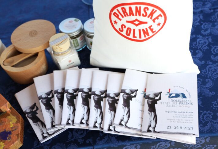 Znan je program letošnjega Solinarskega praznika: Kaj vse prinaša? 3 Novinarska konferenca Solinarski praznik ob prazniku Sv Jerneja Secoveljske soline 13 8 2025 foto Jadran Rusjan 10