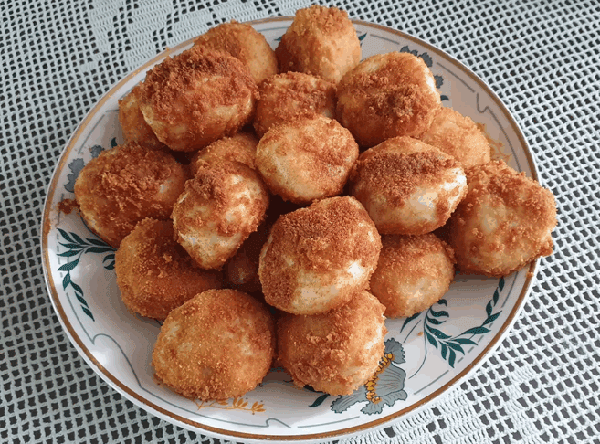 Recept za slivove cmoke, ki čisto vsakič uspejo 3 cmok