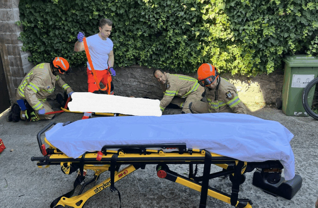 S štirikolesnikom trčil v kolesarja, ki se je peljal po pločniku (foto) 3 trčil v kolesarja