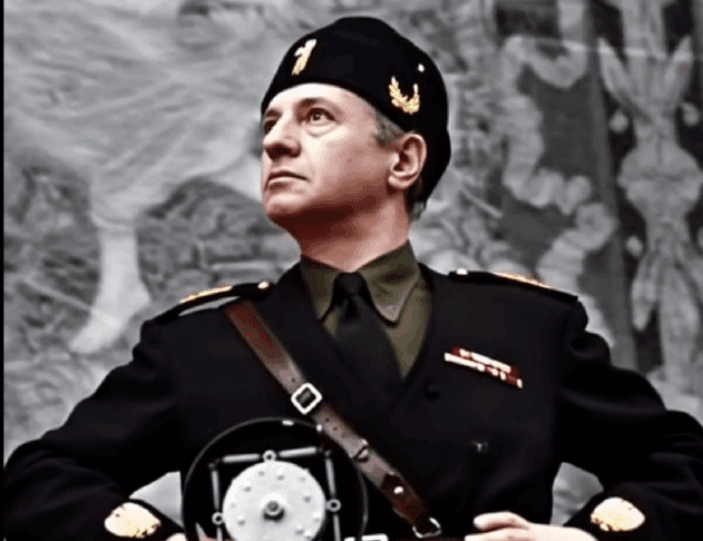 Golob kot Mussolini