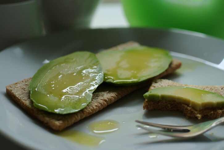 avocado 2557958 1280