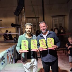 c2a78743 b4ee 4084 a60e a6f575fcea13 300x300 1