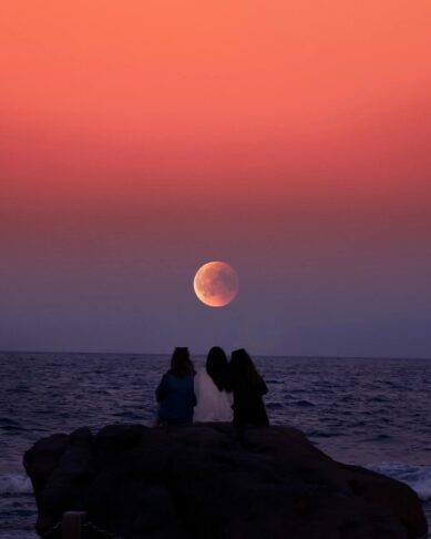 Ali polna luna resnično vpliva na naše vedenje? 2 polna luna