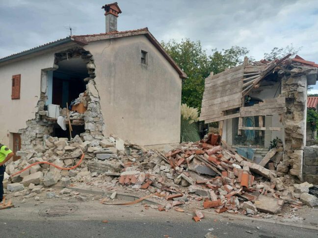 550453867 1223509863152817 6306739347579970433 n