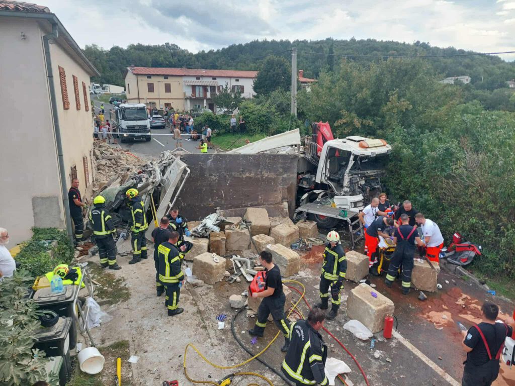V stanovanju v Sv. Antonu ni bilo nikogar 5 552171412 1223509919819478 5163560342520329862 n