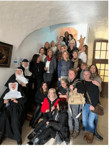 Kot v filmu: Neposlušne nune pobegnile iz doma za ostarele (video) 2 nune