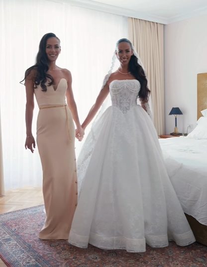 Kdo je "kriv" za poročno obleko Tine Gaber? (VIDEO) 9 gaber