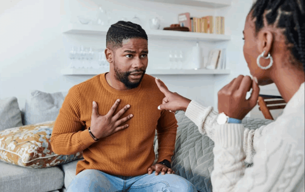 Agent FBI razkriva 5 načinov, kako prepoznati lažnivca 8 laž