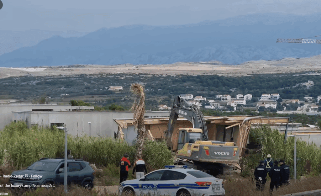 Na Pagu so začeli z rušenjem črnih gradenj (video) 5 pag