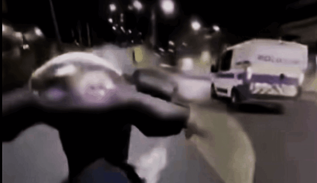 Tudi izolskim policistom povzročajo težave mladoletniki na skuterjih 2 skuter