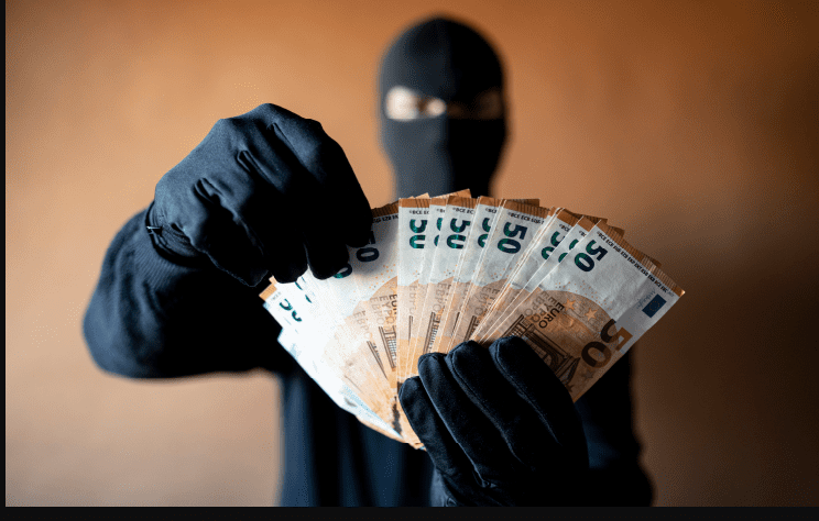 20 let od najdrznejšega ropa v zgodovini Slovenije 9 rop