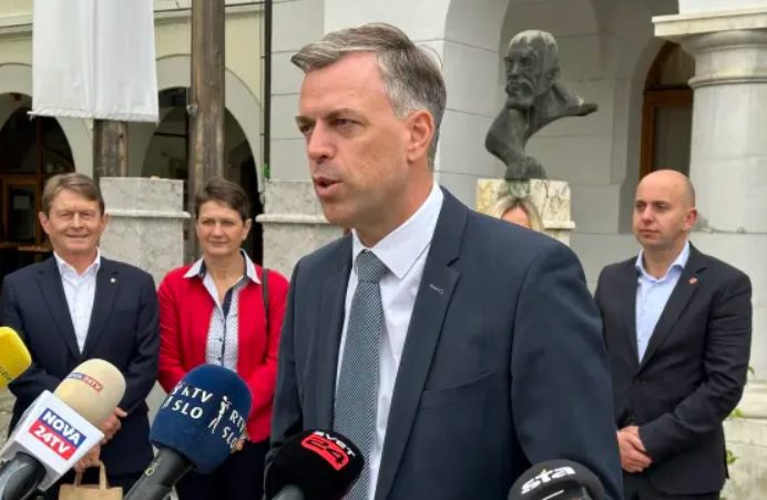 V Novem mestu izredna seja občinskega sveta 11 v novem mestu
