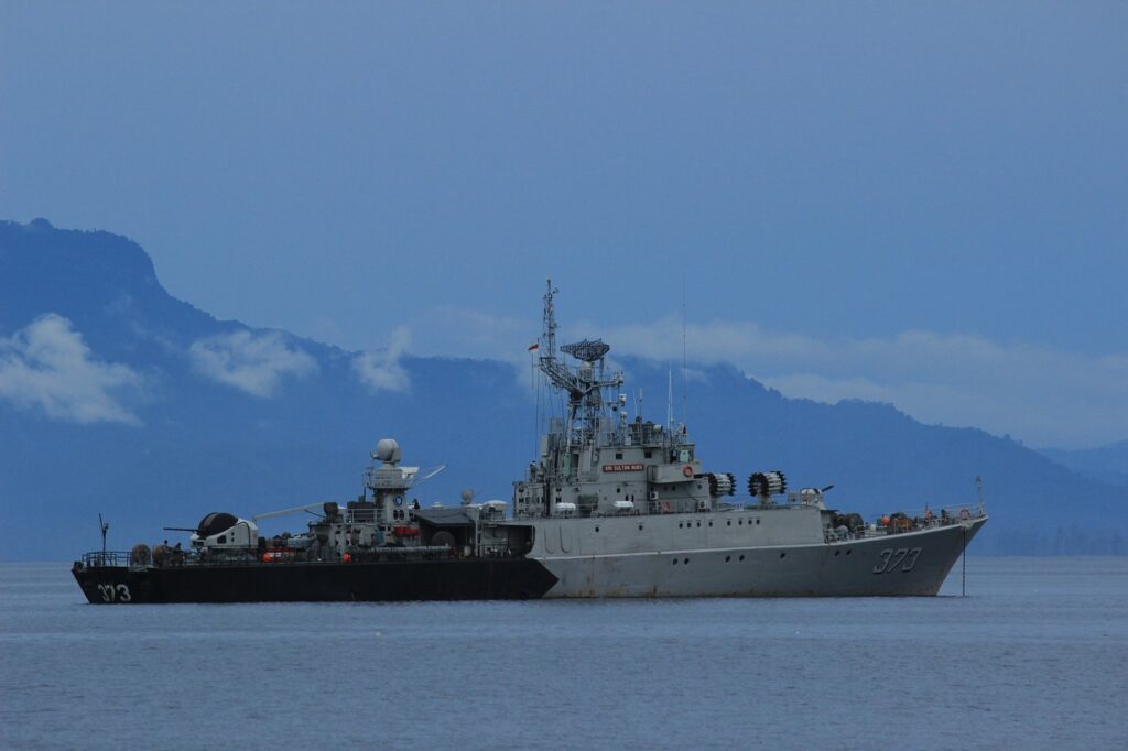 Ministrstvo za obrambo razpisalo nakup novih plovil in motorjev 5 warship 5412855 1280