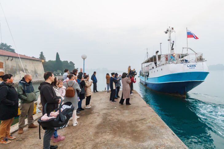 Ladja Laho ni več plovna 3 13fpa Laho06