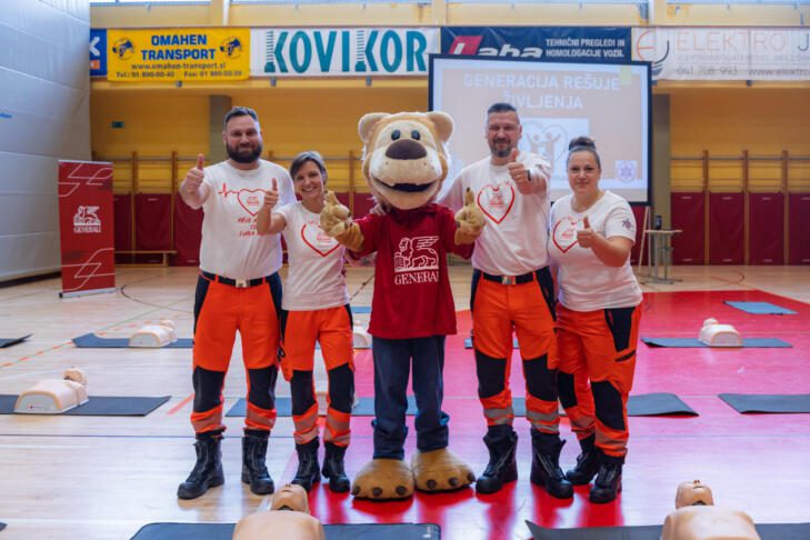 Generacija rešuje življenja: v Šmartnem pri Litiji projekt podprla tudi predsednica države 4 generacija