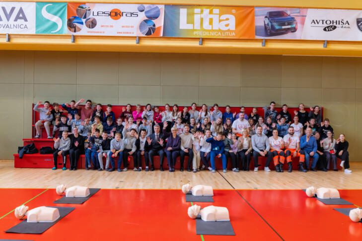 Generacija rešuje življenja: v Šmartnem pri Litiji projekt podprla tudi predsednica države 3 generacija