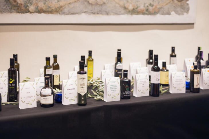 Za najboljše oljčno olje je potrebno timsko delo 5 olja