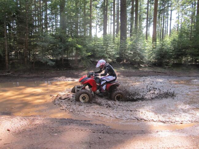 quad riding 1229365 1280