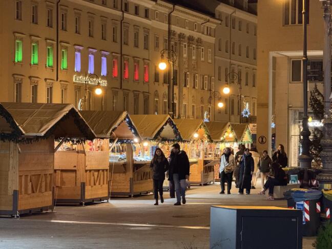 TRST ADVENT arhiv obalaplus